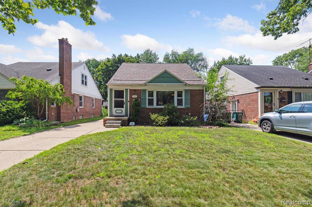 Dearborn, MI 48128,1317 N Franklin Street