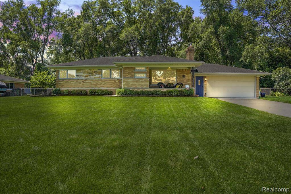 Shelby Twp, MI 48316,53223 Mark Drive