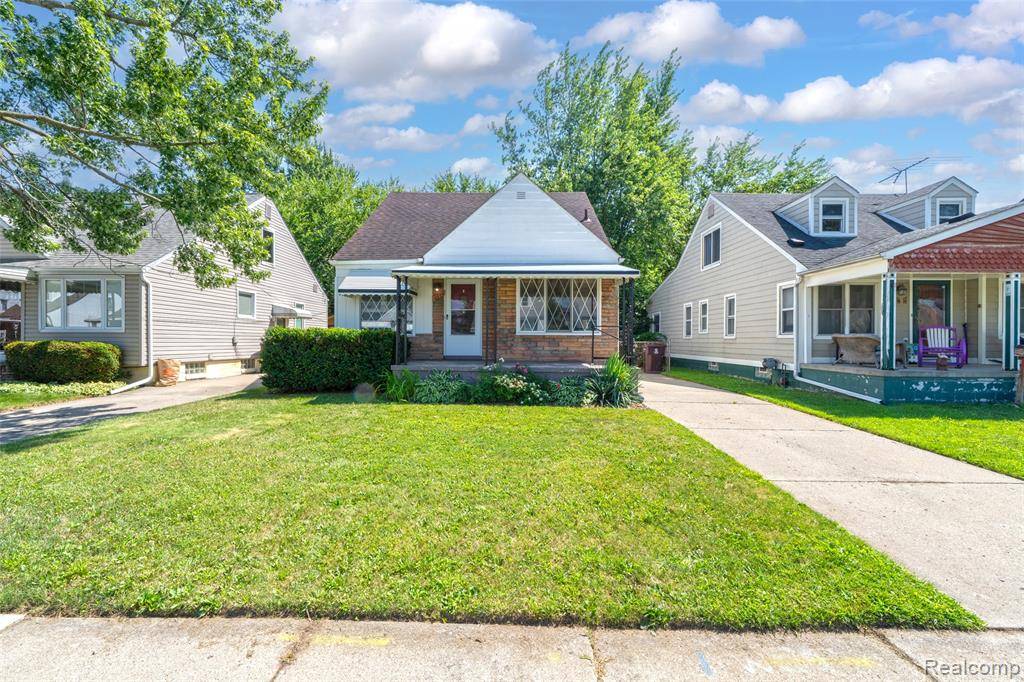 Center Line, MI 48015,8272 Coolidge