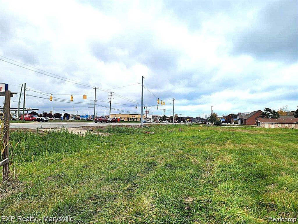 Fort Gratiot, MI 48059,4718 24th Avenue