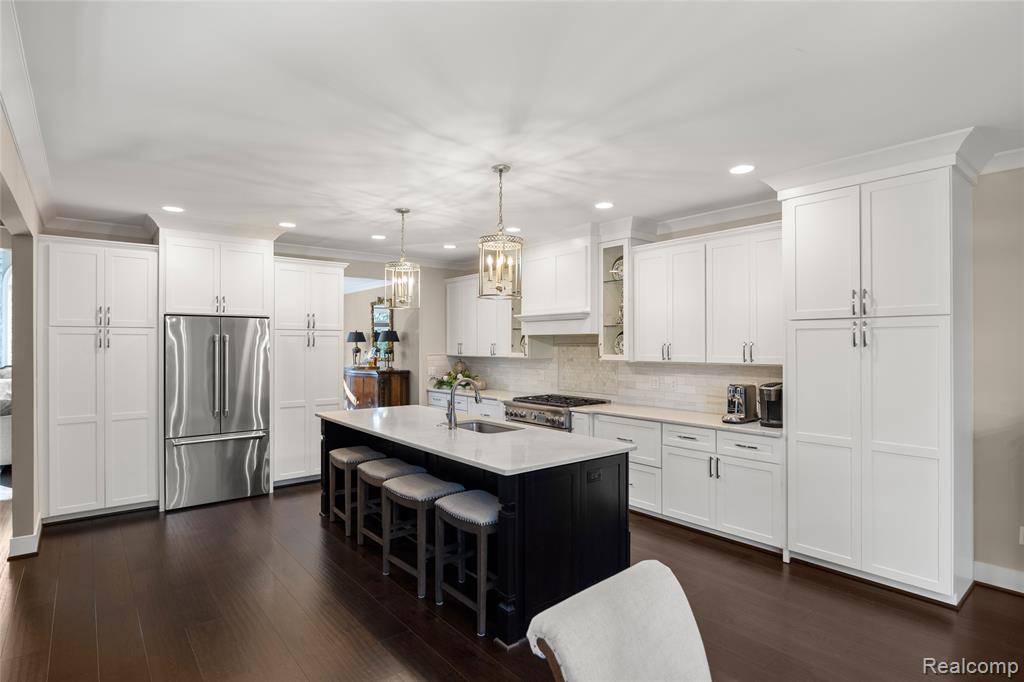 Shelby Twp, MI 48316,2583 Barberry Drive
