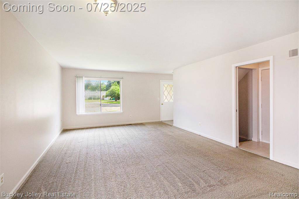 Brighton, MI 48116,1044 Maurice Drive