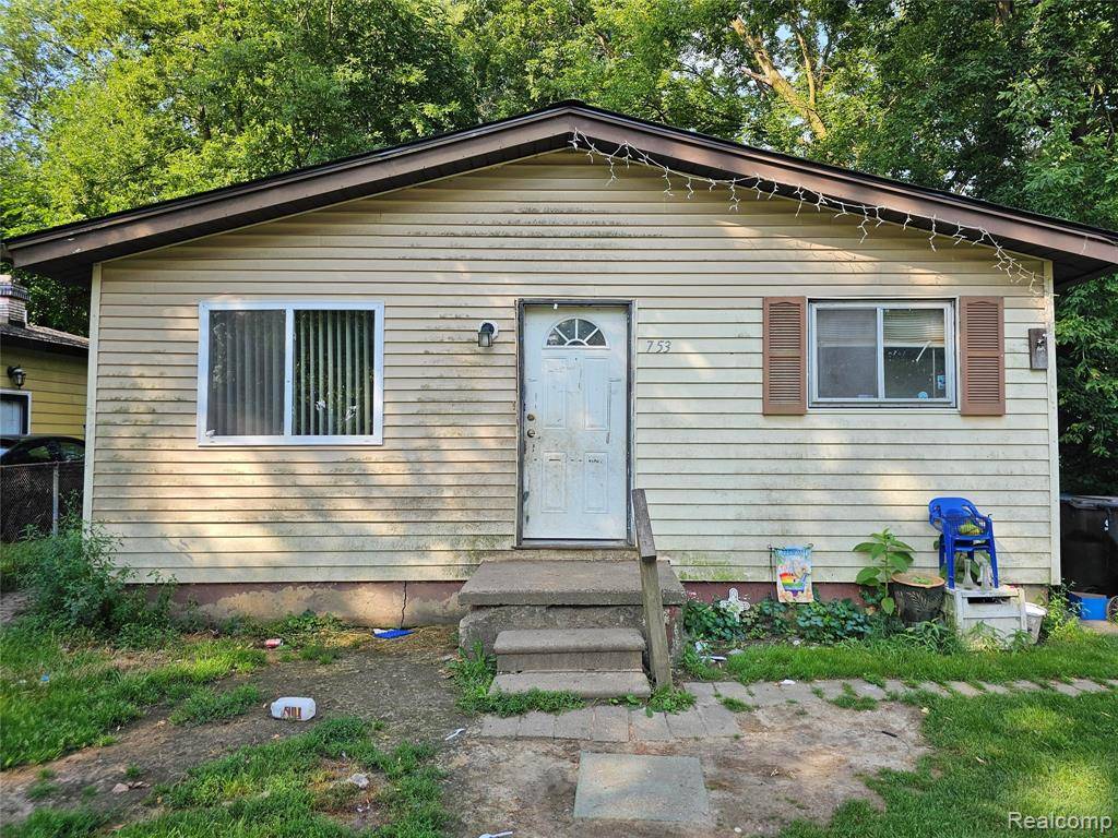 Pontiac, MI 48340,753 Stanley Avenue