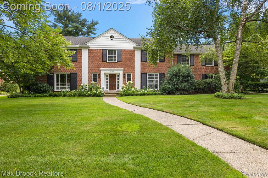 Bloomfield Hills, MI 48301,3233 S Bradway Boulevard