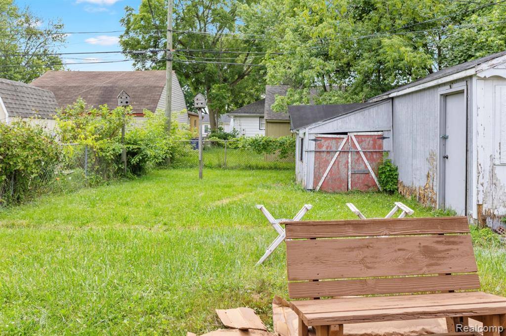 Warren, MI 48089,11084 Studebaker Avenue