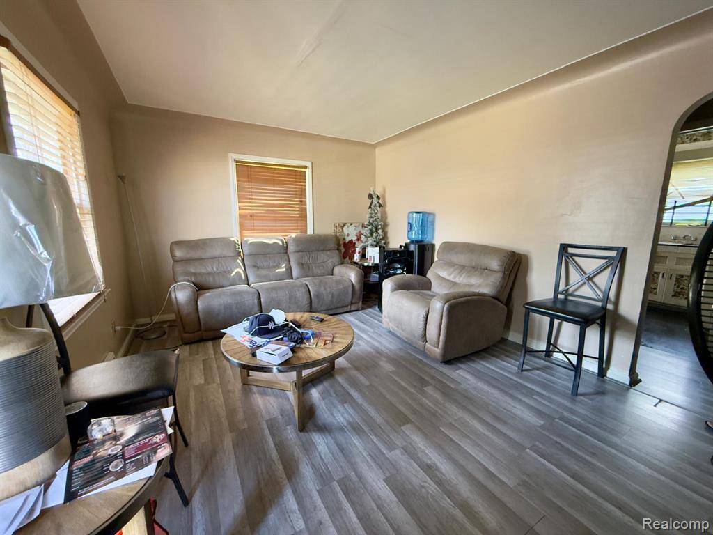 Detroit, MI 48234,20499 Binder Street