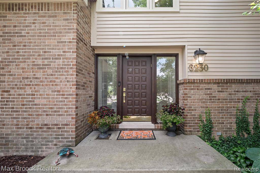 West Bloomfield, MI,6230 Carroll Drive
