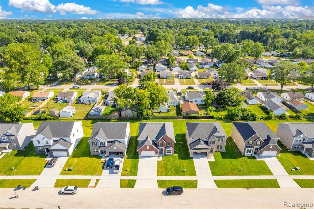 Westland, MI 48186,36293 Monroe