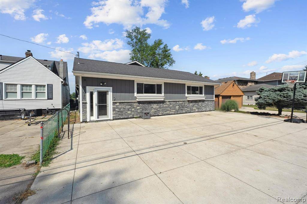 Rockwood, MI,31020 Bayview Drive