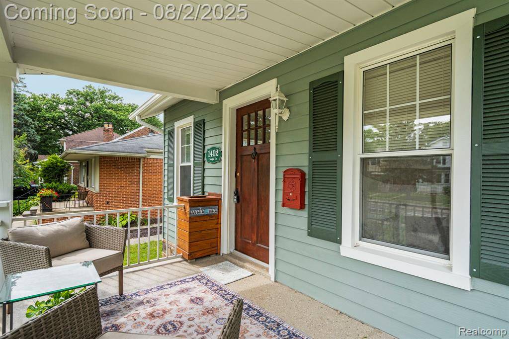 Royal Oak, MI 48067,1402 Catalpa Drive