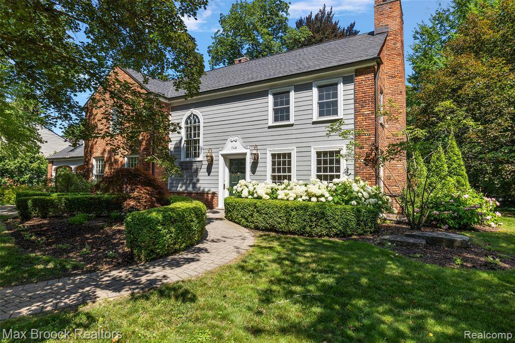 Bloomfield Hills, MI 48301,748 Waddington Street