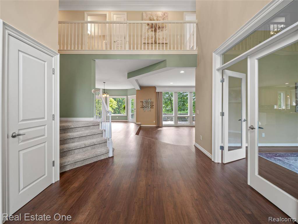 Brighton, MI 48114,5471 Parkside Drive