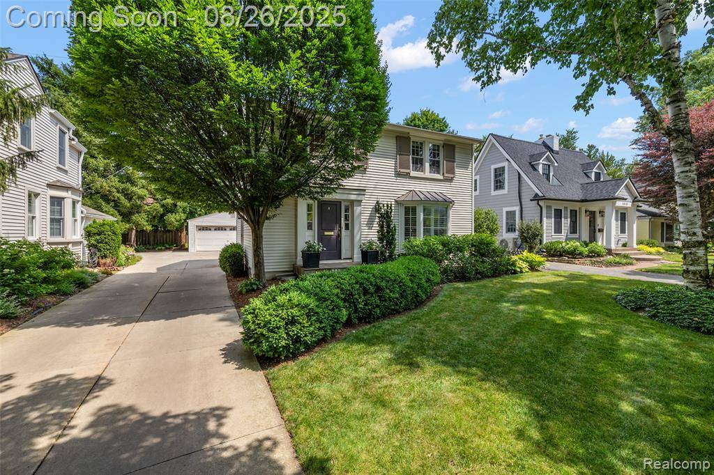 Birmingham, MI 48009,1832 Melbourne Street