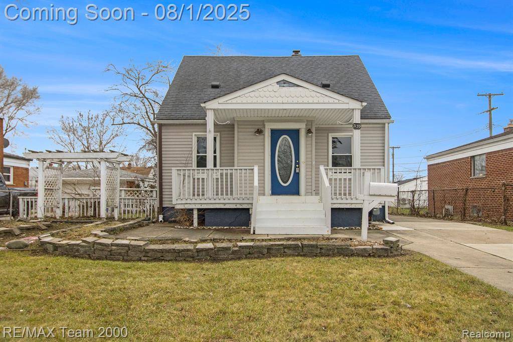 Dearborn Heights, MI 48127,7139 Centralia Street