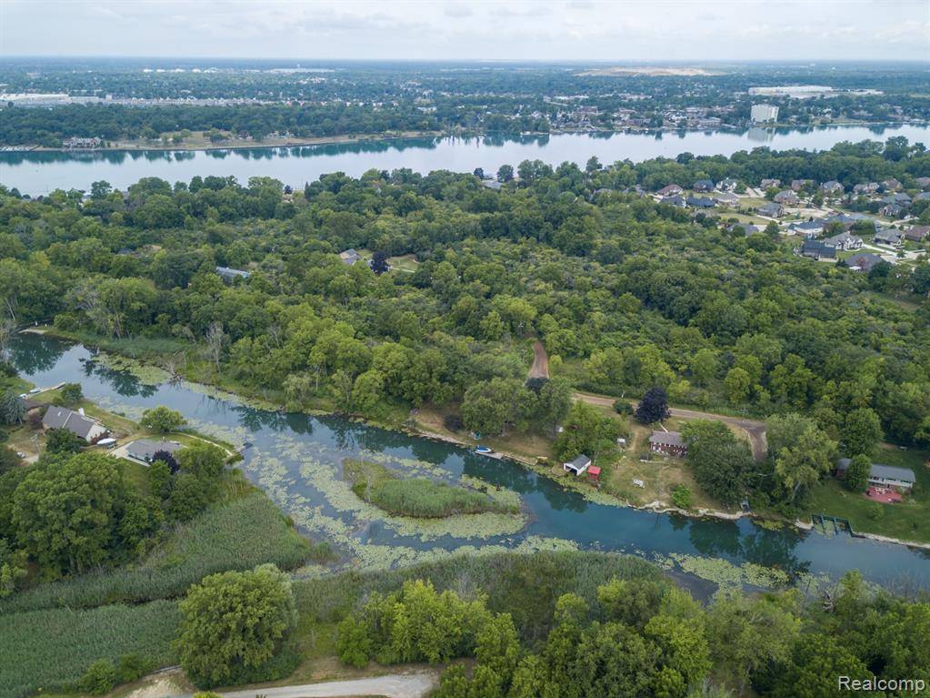Grosse Ile, MI 48138,Lot 946 Gregory