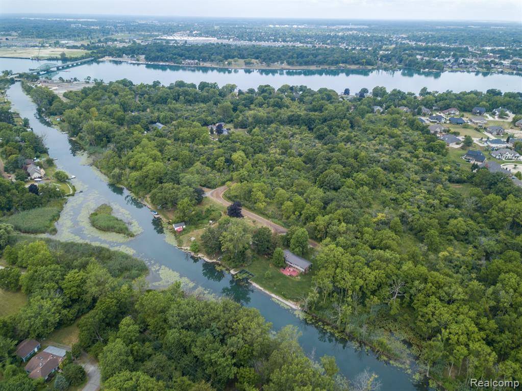Grosse Ile, MI 48138,Lot 946 Gregory