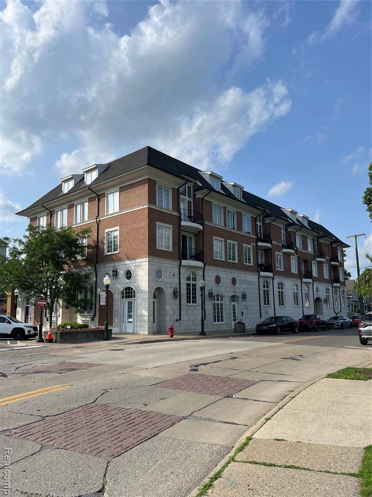 Plymouth, MI 48170,730 Penniman Avenue