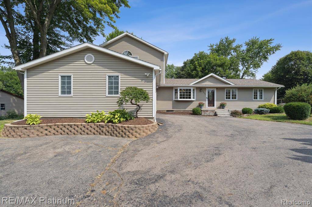 Linden, MI 48430,3302 Rolston Road