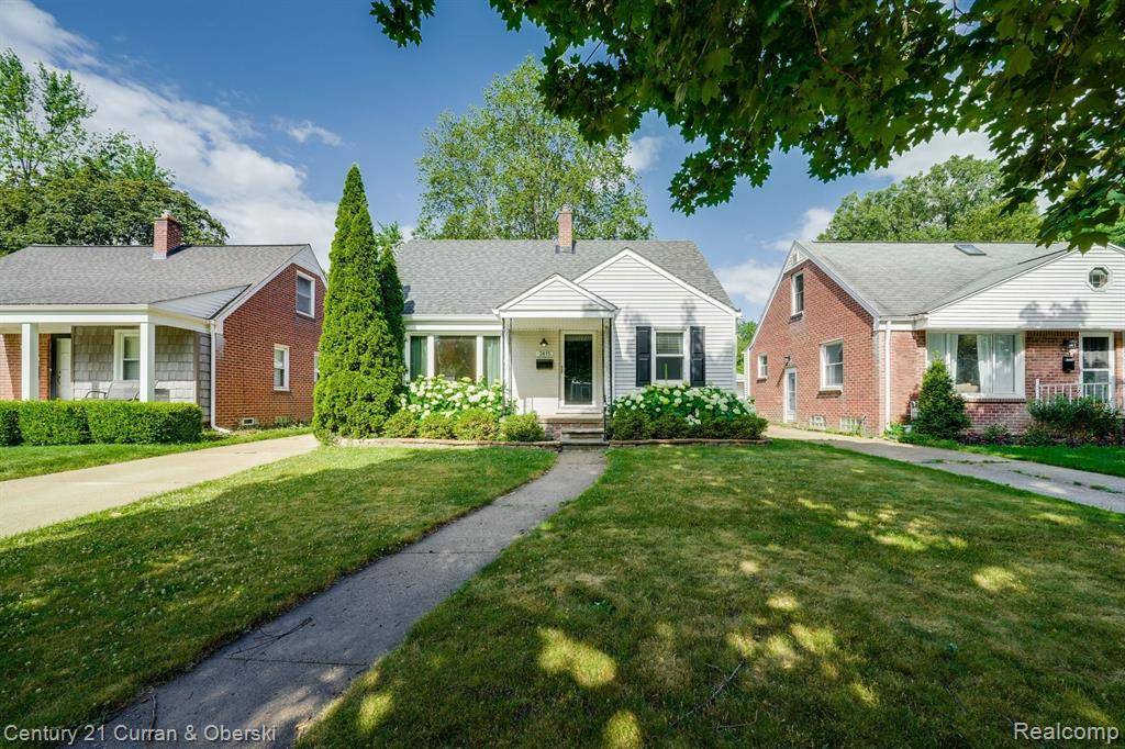 Royal Oak, MI 48073,3015 N Wilson Avenue