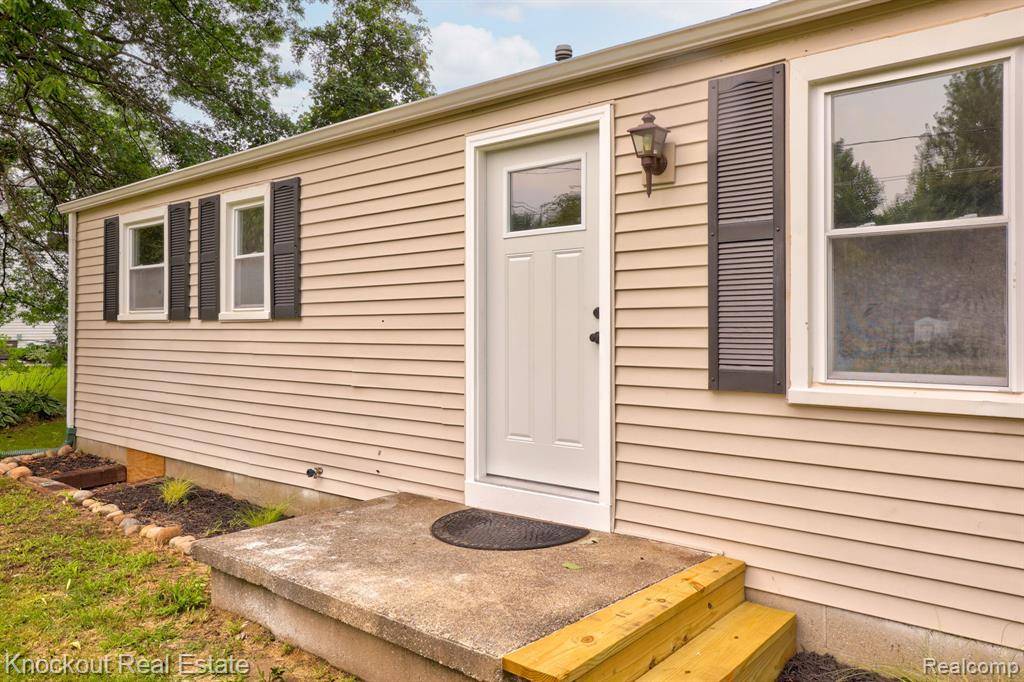 Montrose, MI 48457,10455 Nichols Road