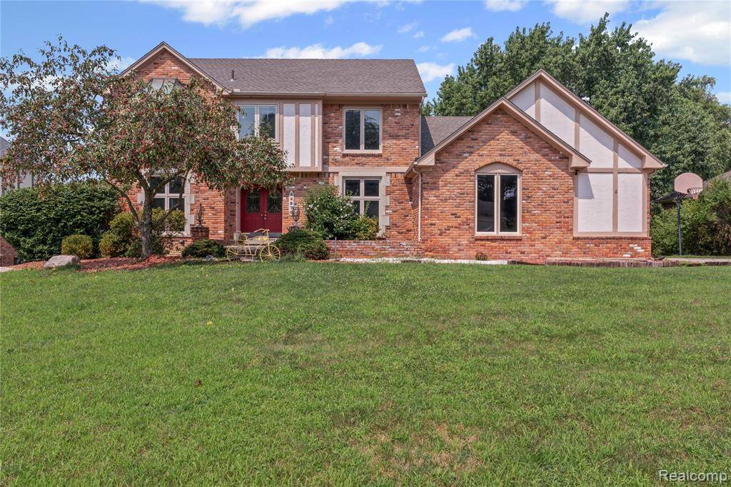 Farmington Hills, MI 48335,34970 OLD HOMESTEAD Drive