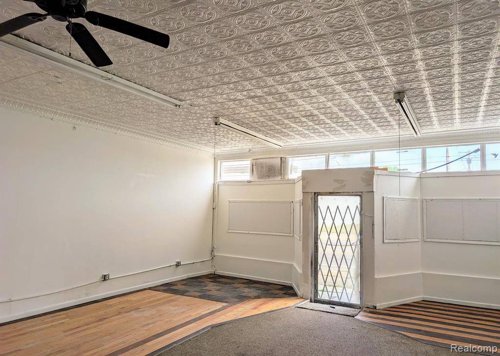 Flint, MI 48503,3001 CORUNNA Road