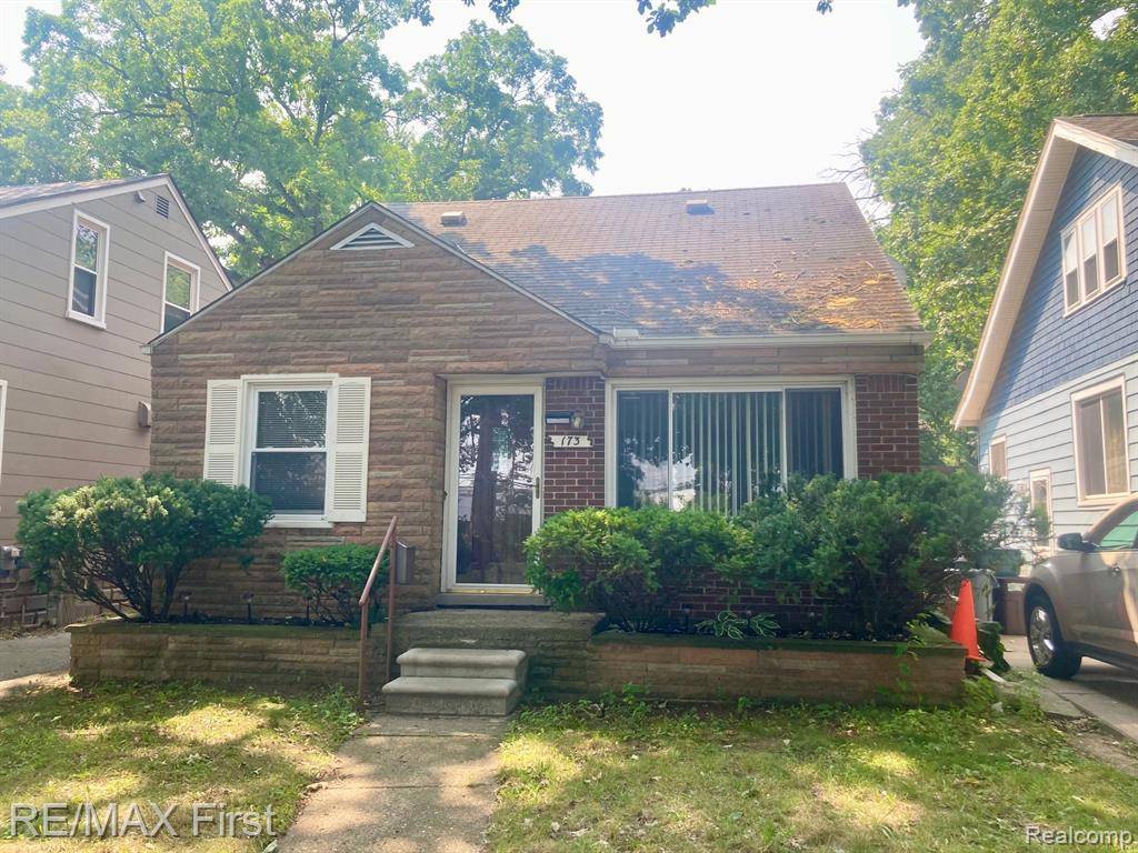 Fenton, MI 48220,173 W Webster Street