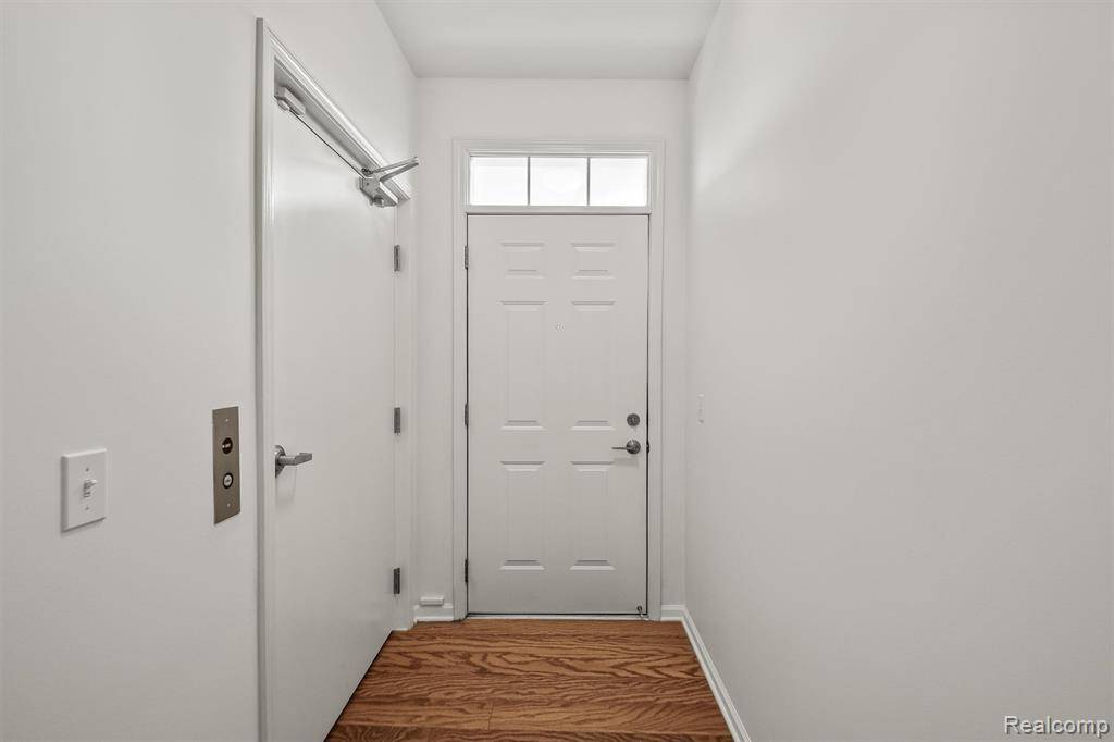 Troy, MI 48084,1456 Devon Lane