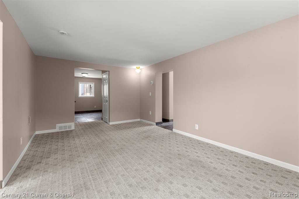 Dearborn Heights, MI 48127,6905 N Beech Daly Road