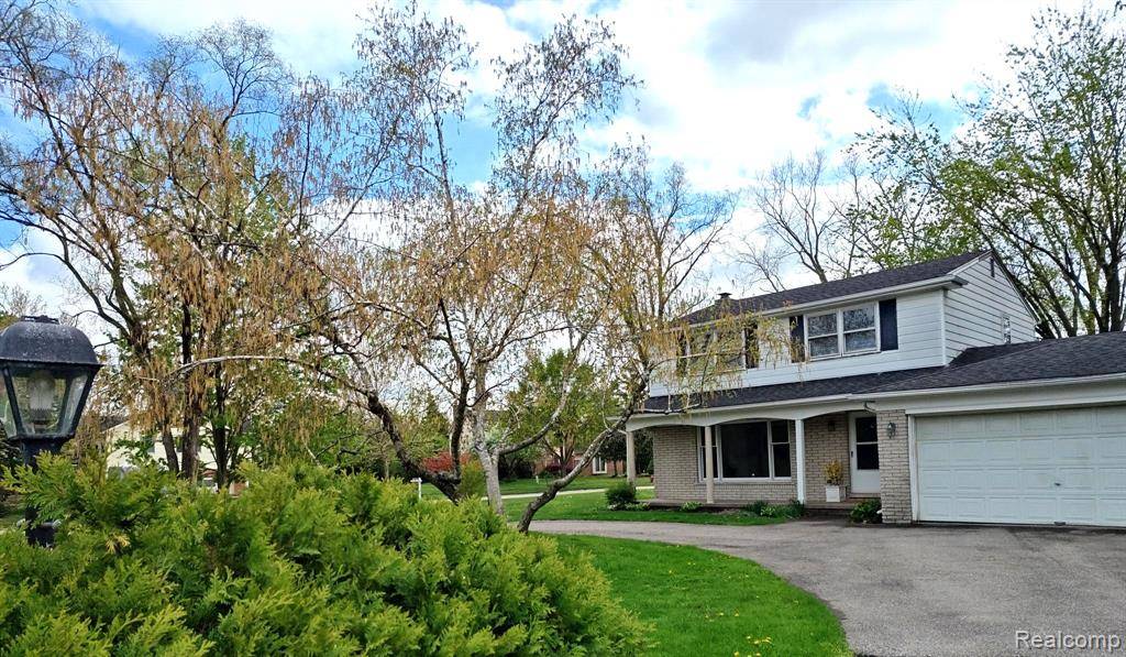 Troy, MI 48084,3385 MUERKNOLL Drive