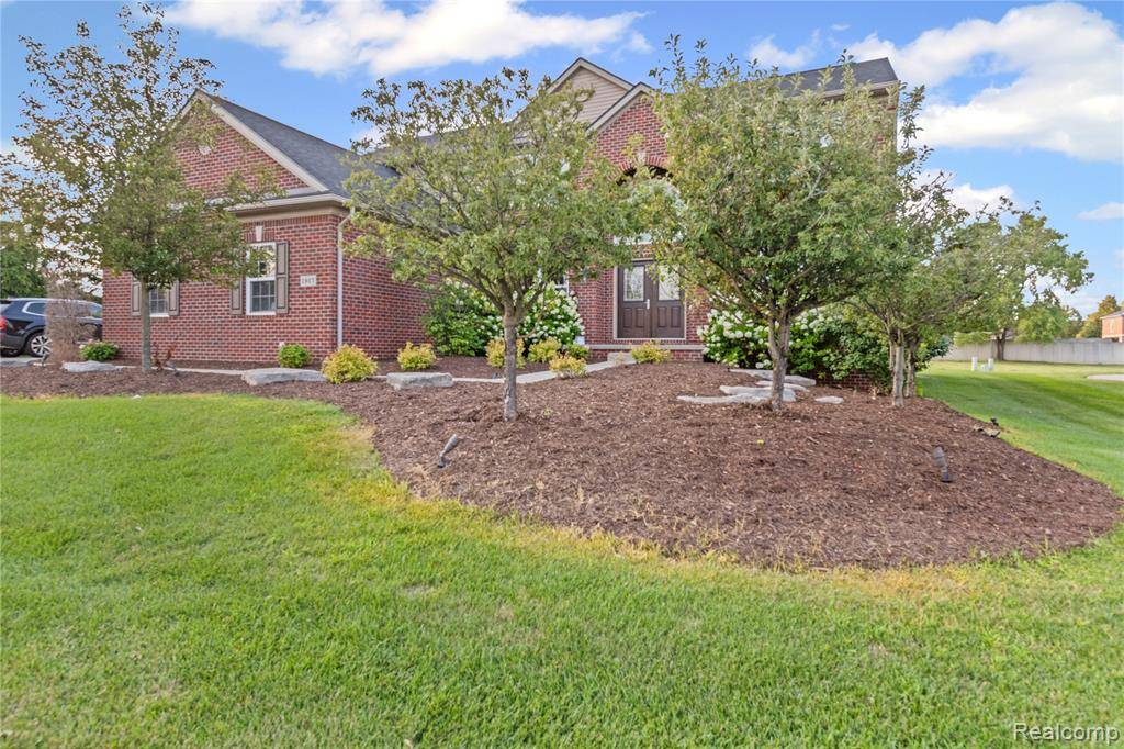 Sterling Heights, MI 48314,1917 Ravenhill Drive