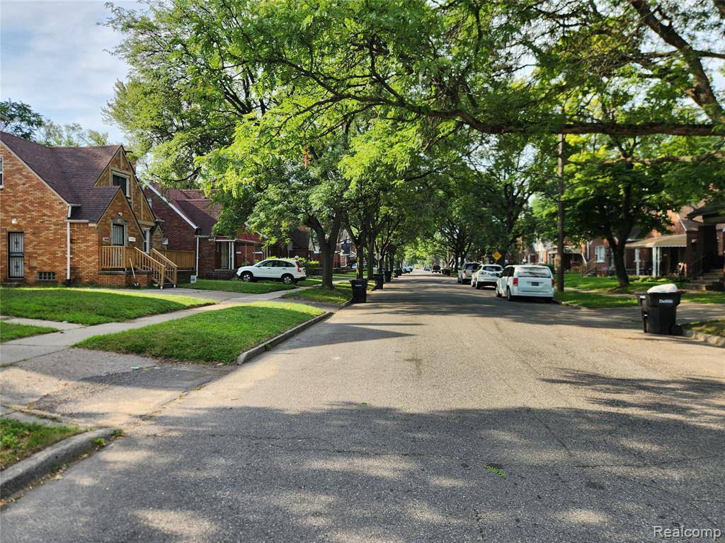 Detroit, MI 48227,15110 Cruse Street