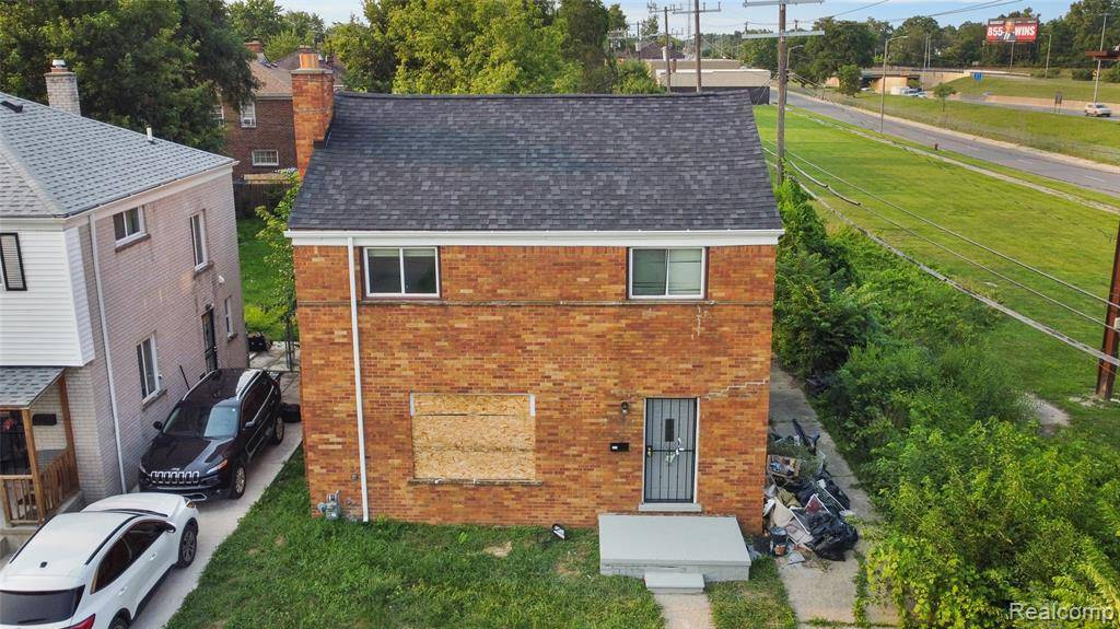 Detroit, MI 48228,18126 Cathedral Street