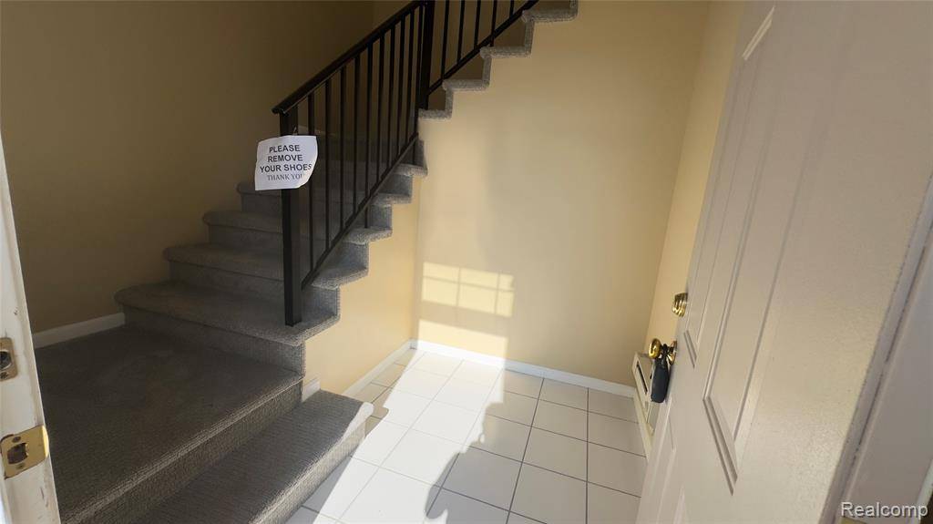 Commerce Twp, MI 48390,24202 Chesapeake Circle