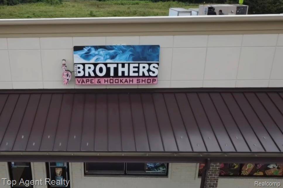 Sterling Heights, MI 48310,4192 15 Mile Rd