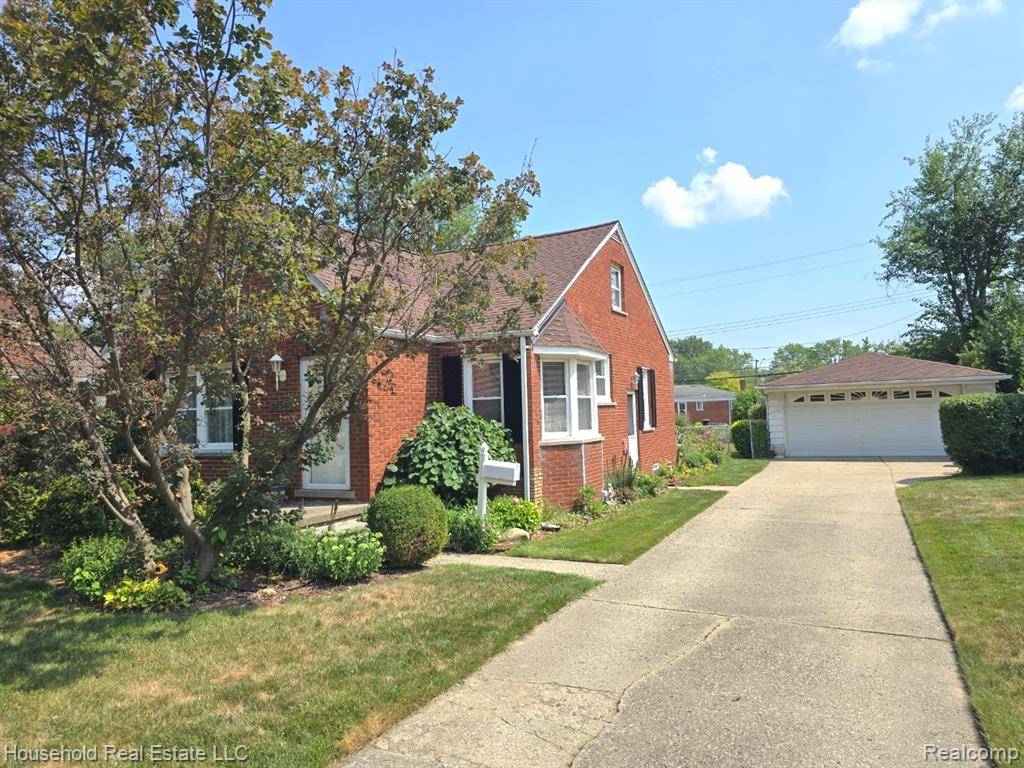 Warren, MI 48091,26532 Crystal Avenue