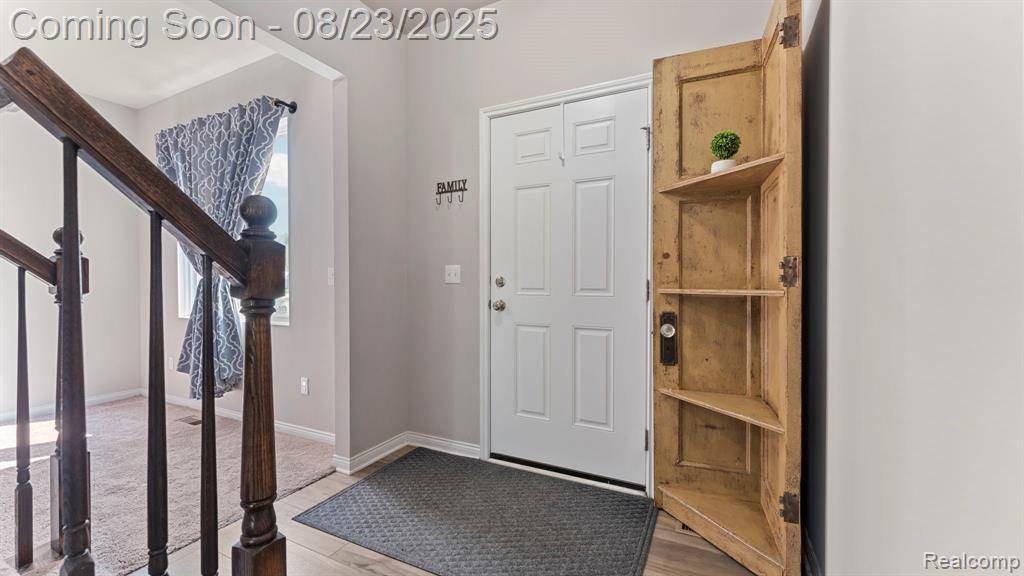 Holly, MI 48442,356 Hidden River E.