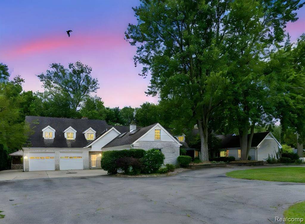 Lambertville, MI 48144,3215 Edgevale Drive