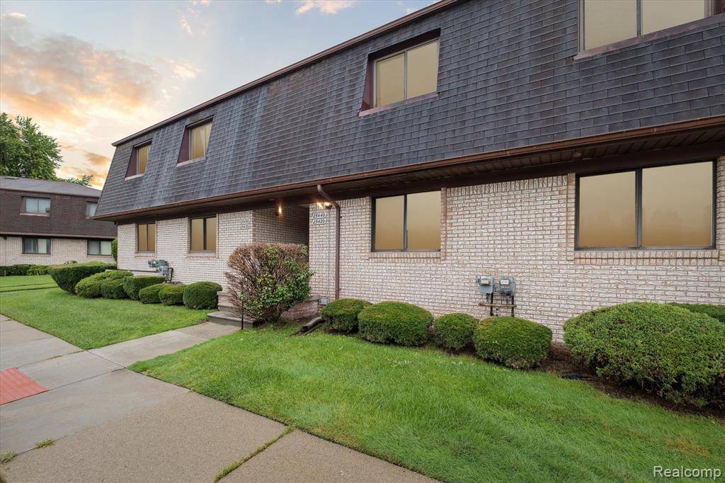 Harrison Township, MI,25440 Quarter Deck Street