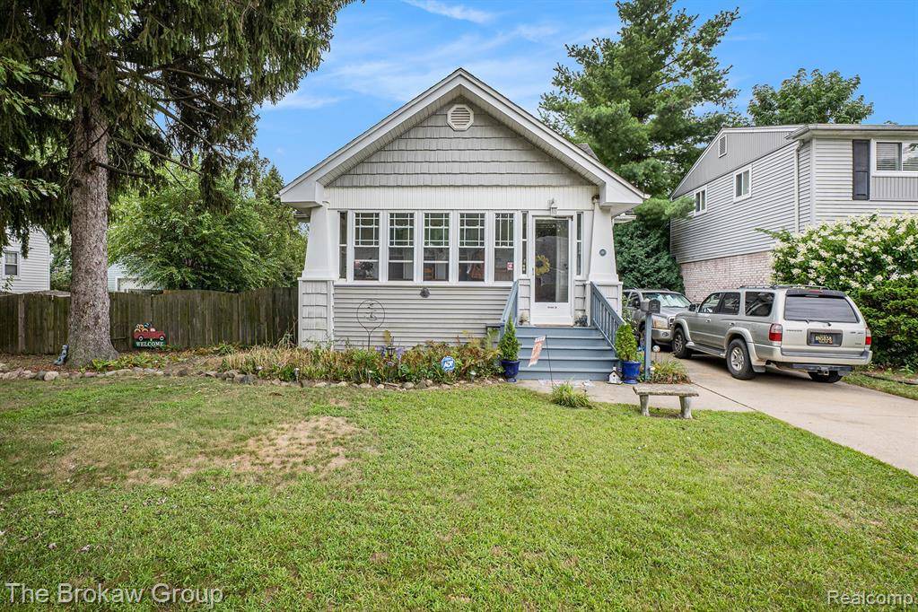 Royal Oak, MI 48073,140 E Lawrence Avenue