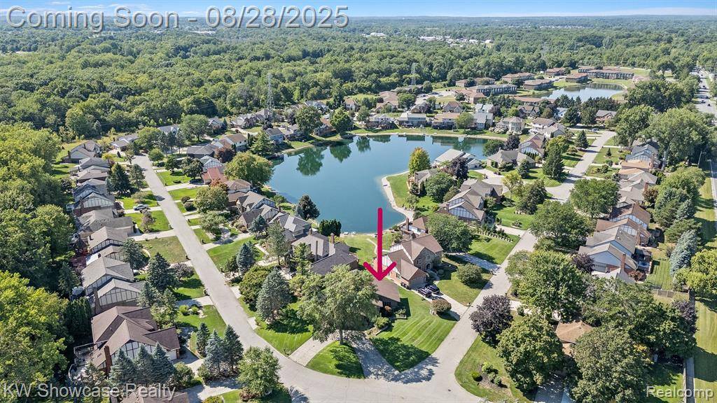 Shelby Twp, MI 48317,48150 Lake Valley Drive