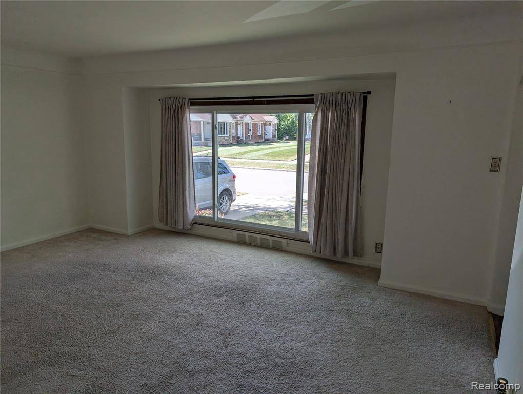 Lincoln Park, MI 48146,1529 Grant
