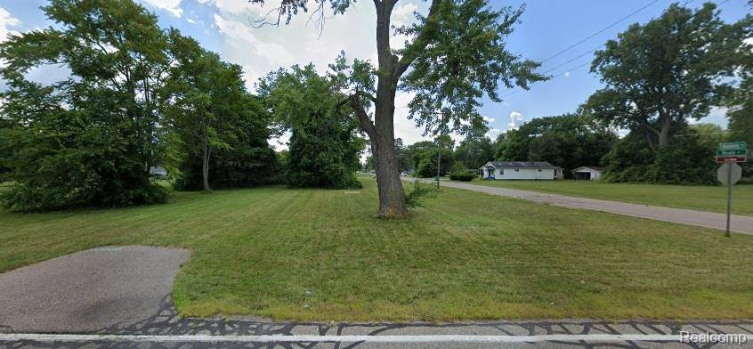 Romulus, MI 48174,35953 Bibbins Street
