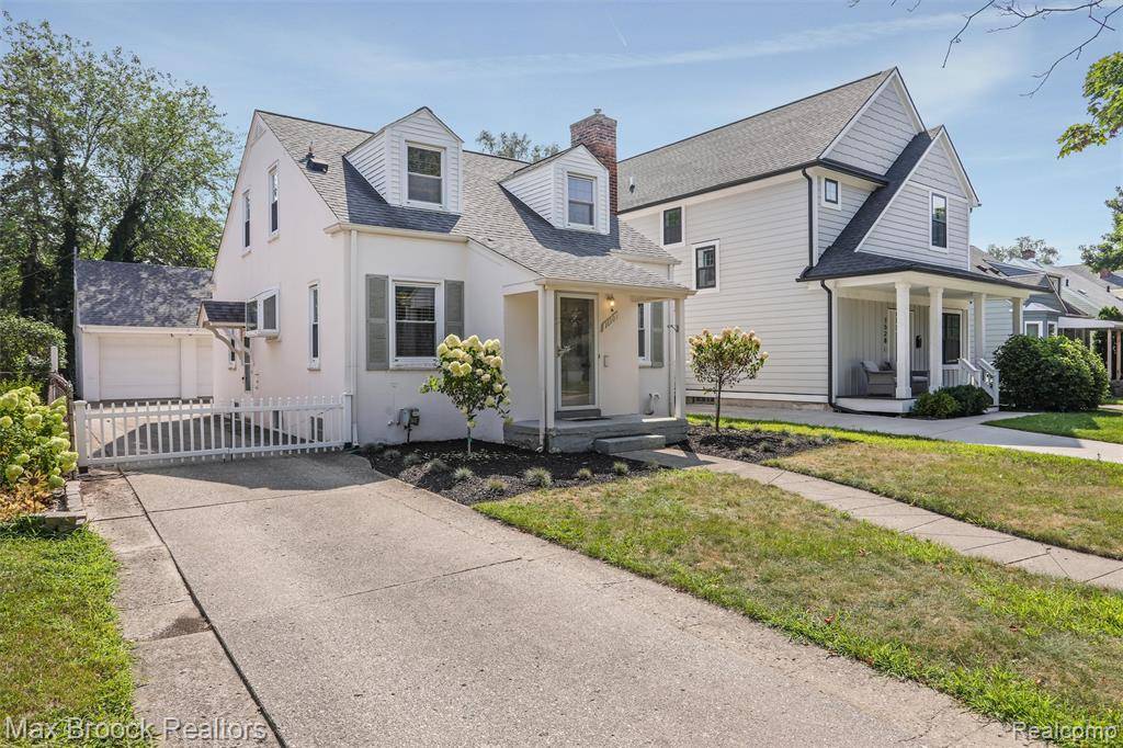 Royal Oak, MI 48067,1600 N Altadena Avenue