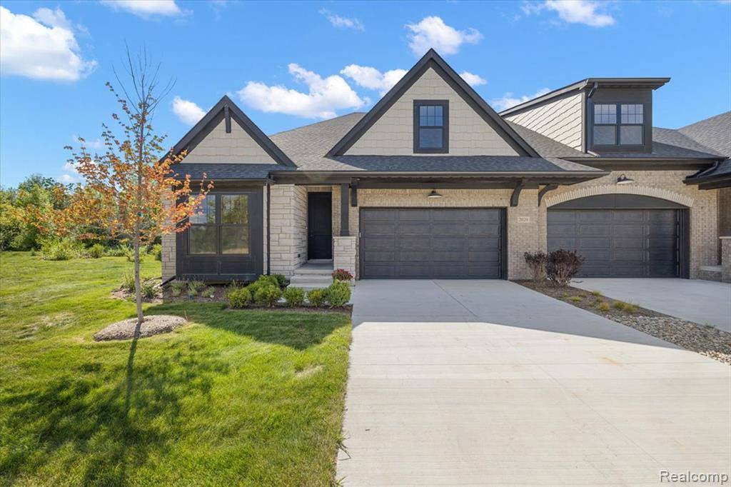 Rochester Hills, MI 48307,2020 Breckenridge Court
