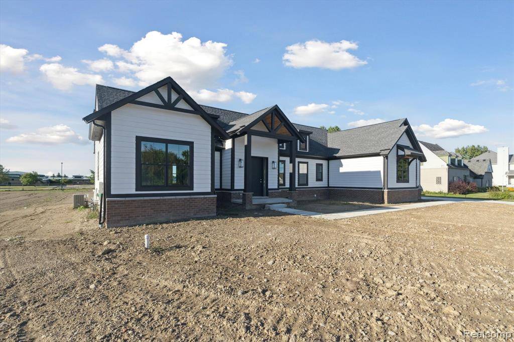 Chesterfield, MI,30060 Hickey Road