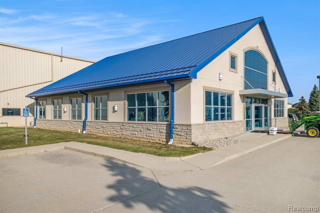 Burton, MI 48529,4072 Flint Asphalt Drive