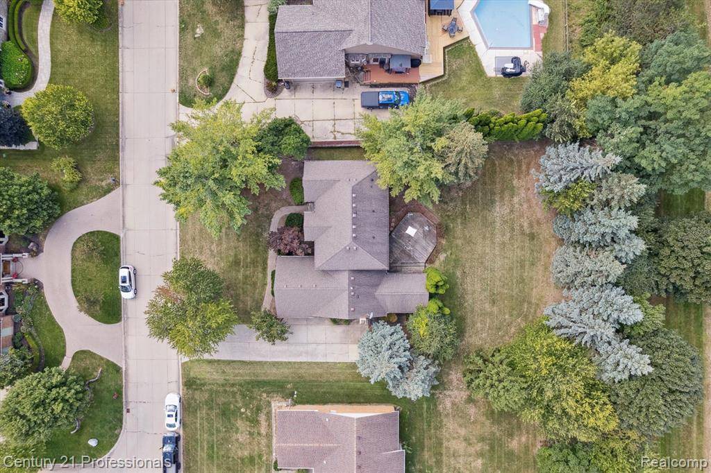 Northville, MI 48167,46328 N Northvalley Drive