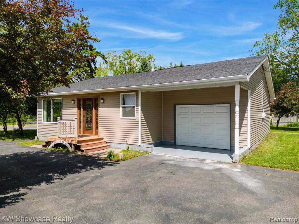 West Bloomfield, MI 48323,7969 Richardson Road