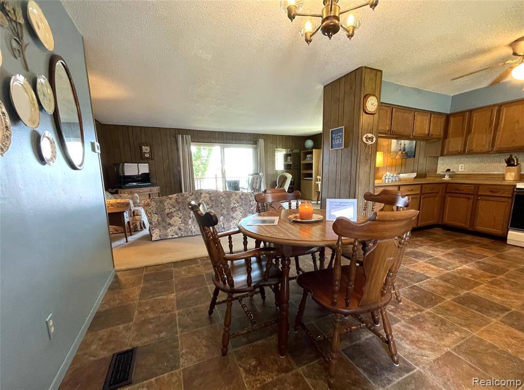 Brooklyn, MI 49230,186 Bedford Drive